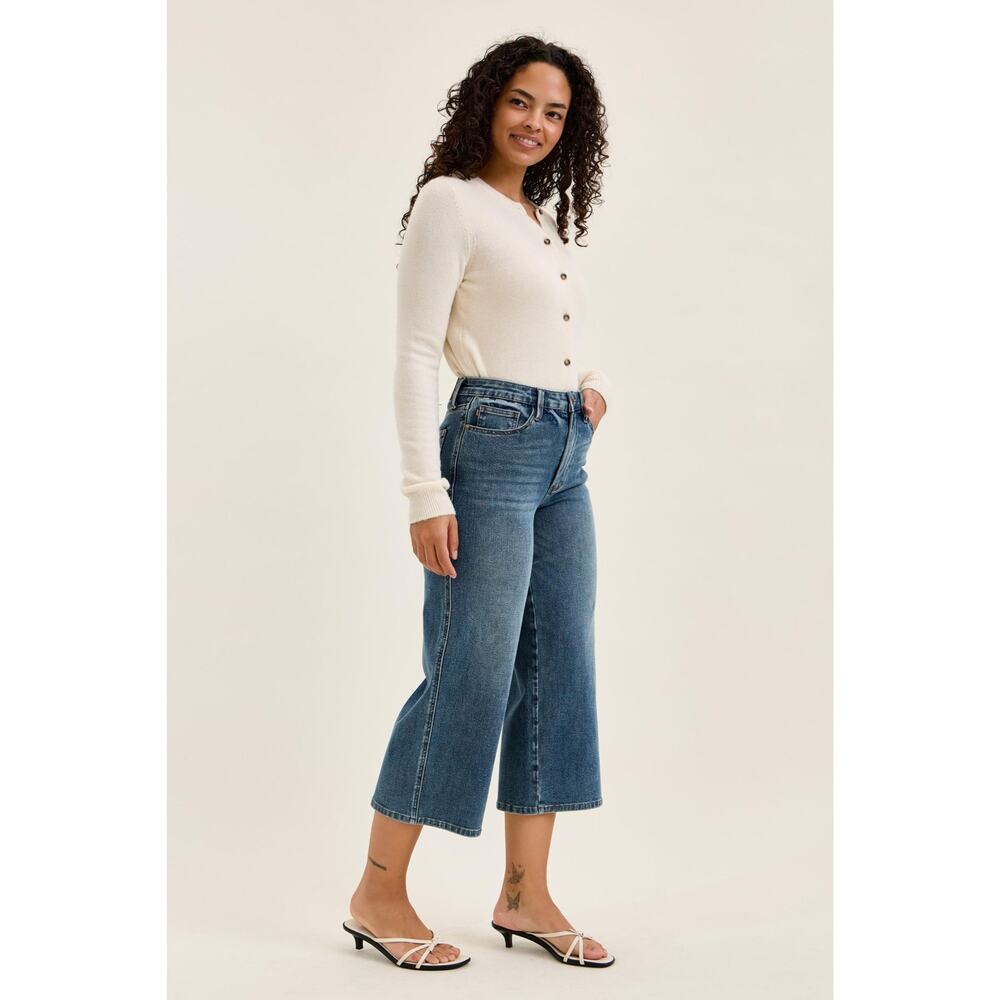 Judy Blue HW DOTTIE Wide Crop MD Quarry Fade - Picture 3 of 11